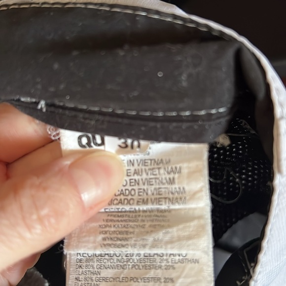 Quicksilver hybrid board shorts - Picture 5 of 7